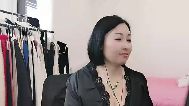 Rachel-6600 online show from 04-15-26, 02:06