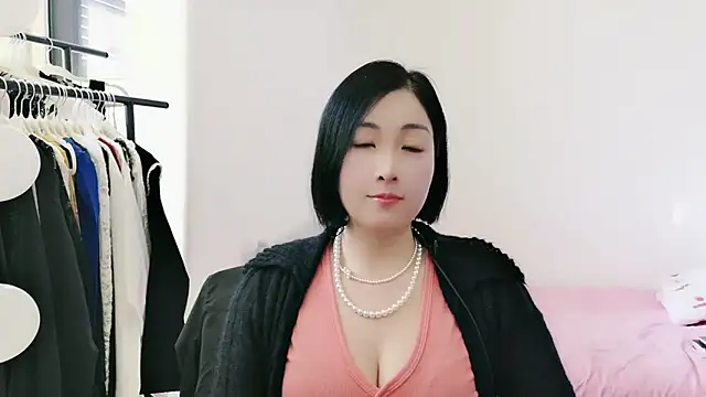 Rachel-6600 online show from 04-24-26, 08:38