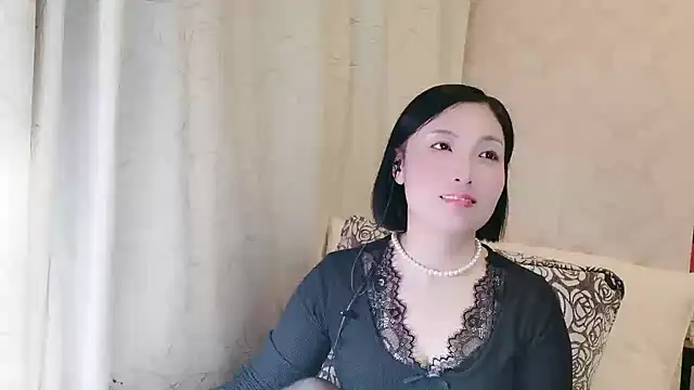 Rachel-6600 online show from 11-12-25, 04:00