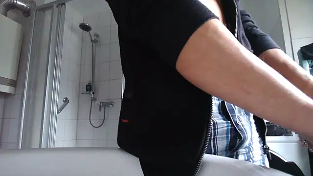 P K 33 online show from 11-15-25, 12:53