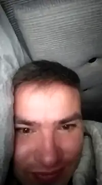 Snapshot of Andy-rtg chatting on 03-10-25, 05:54 Andy-rtg online show from 03-10-25, 05:54