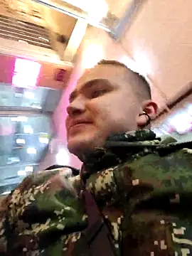 Snapshot of Andy-rtg chatting on 04-07-26, 01:07 Andy-rtg online show from 04-07-26, 01:07