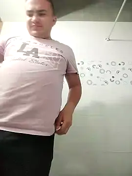 Snapshot of Andy-rtg chatting on 11-14-25, 02:59 Andy-rtg online show from 11-14-25, 02:59