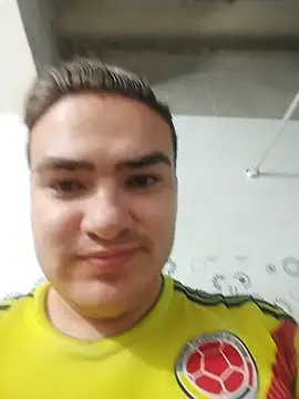 Snapshot of Andy-rtg chatting on 10-30-25, 05:06 Andy-rtg online show from 10-30-25, 05:06