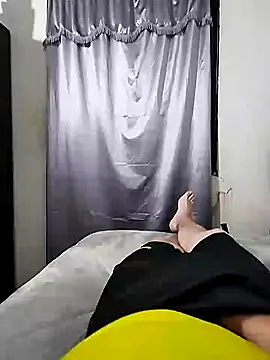 Snapshot of Andy-rtg chatting on 03-19-25, 12:59 Andy-rtg online show from 03-19-25, 12:59