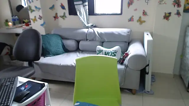 Snapshot of Olgahunder chatting on 07-11-26, 04:40 Olgahunder online show from 07-11-26, 04:40