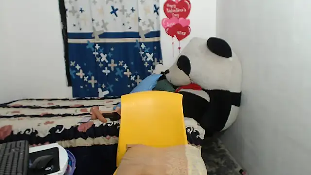 Snapshot of Olgahunder chatting on 05-10-26, 07:16 Olgahunder online show from 05-10-26, 07:16