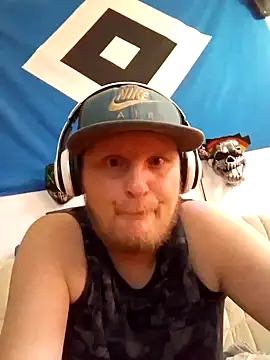 Atze202518 online show from 09-24-25, 04:13