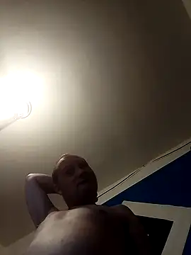 Atze202518 online show from 10-22-25, 04:56
