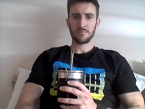 luciferrodri 25 online show from 11-06-25, 01:04