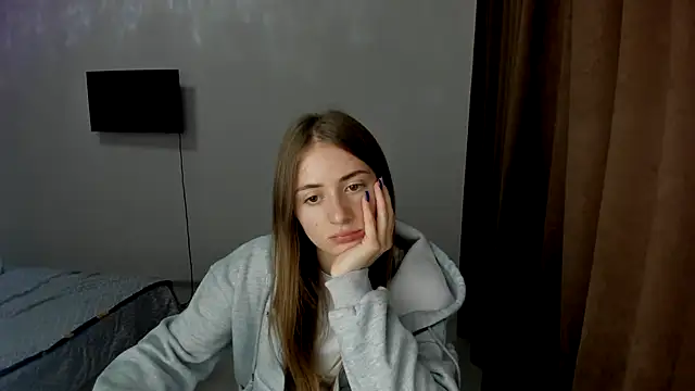 LilyHaart online show from 10-12-25, 04:30