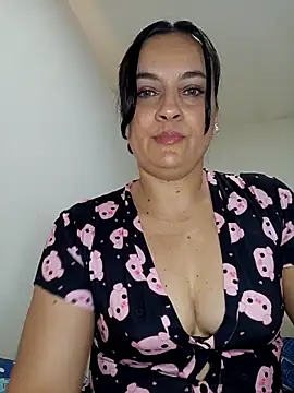 megan milf79 online show from 04-21-26, 12:56