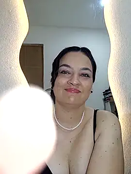 megan milf79 online show from 03-21-26, 11:36