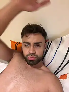 Snapshot of hornyboys15 chatting on 03-11-25, 04:08 hornyboys15 online show from 03-11-25, 04:08