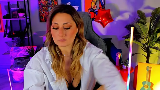 SarahAlluring online show from 03-07-26, 02:11