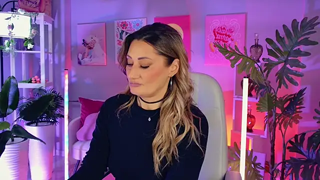 SarahAlluring online show from 01-11-26, 01:18