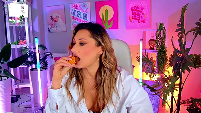 SarahAlluring online show from 02-09-26, 12:36