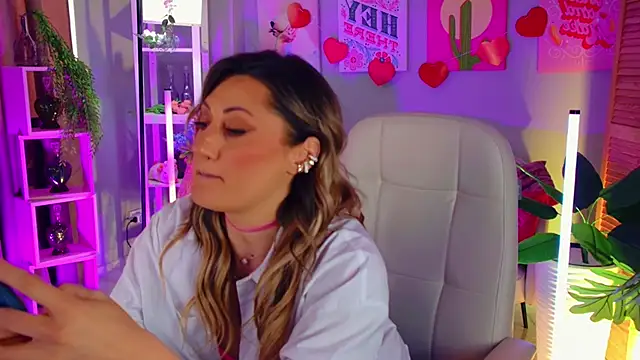 SarahAlluring online show from 03-28-26, 12:28