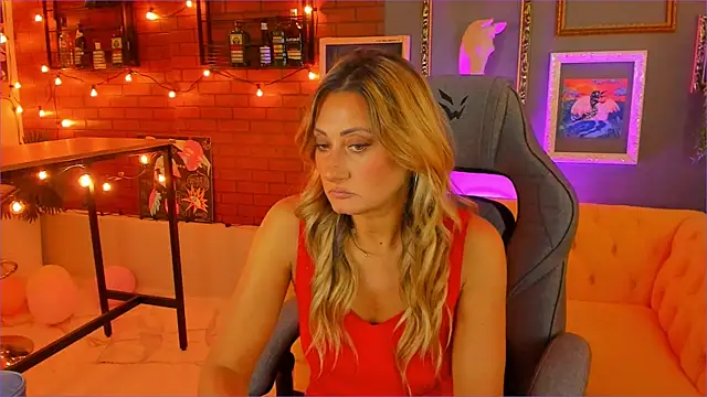 SarahAlluring online show from 09-19-25, 11:58