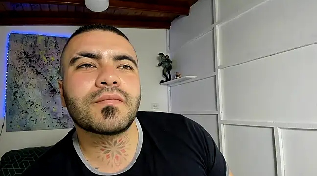 Snapshot of anubislogan chatting on 03-22-25, 12:39 anubislogan online show from 03-22-25, 12:39