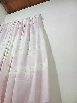 Sexi girl29 online show from 11-08-25, 09:57