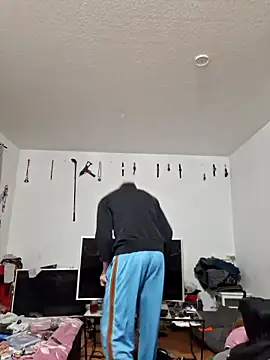 Snapshot of ThePython666 chatting on 11-15-25, 08:46 ThePython666 online show from 11-15-25, 08:46