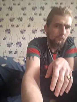 Snapshot of ThePython666 chatting on 10-08-25, 11:56 ThePython666 online show from 10-08-25, 11:56