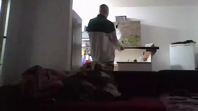 Snapshot of ThePython666 chatting on 11-17-25, 05:06 ThePython666 online show from 11-17-25, 05:06