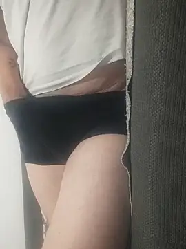 gui67675 online show from 10-15-25, 08:28