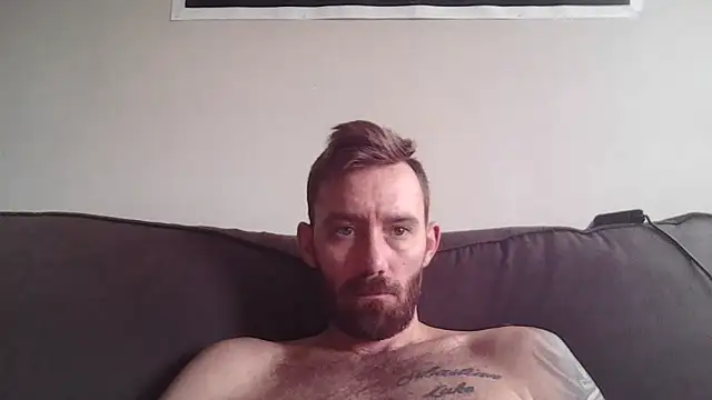 Snapshot of whowantsacreampie chatting on 03-10-25, 04:46 whowantsacreampie online show from 03-10-25, 04:46