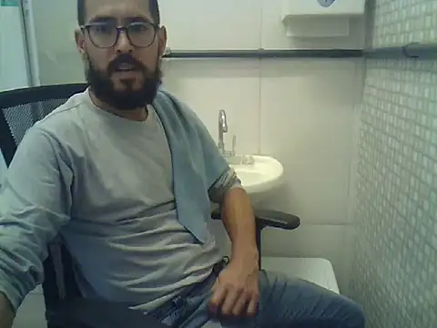 Snapshot of pdasgyn chatting on 05-26-26, 02:48 pdasgyn online show from 05-26-26, 02:48