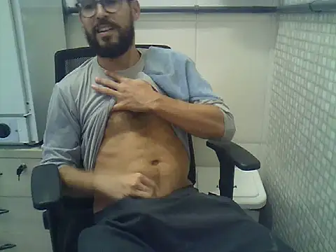 pdasgyn online show from 04-27-26, 04:49