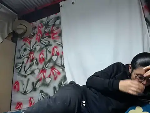 SHARONYJQVI online show from 09-27-25, 09:54