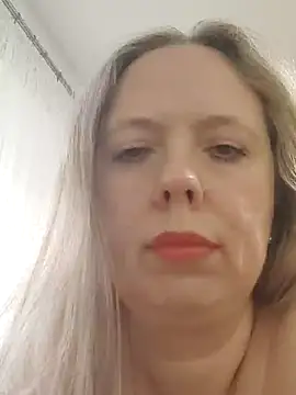 Snapshot of Irina3718 chatting on 10-08-25, 02:18 Irina3718 online show from 10-08-25, 02:18