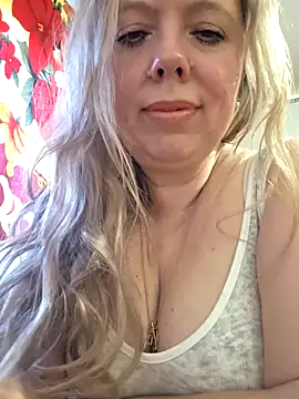 Snapshot of Irina3718 chatting on 04-28-26, 03:16 Irina3718 online show from 04-28-26, 03:16
