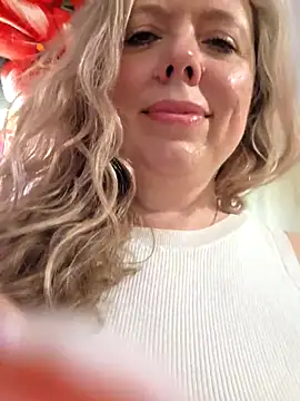 Snapshot of Irina3718 chatting on 05-16-26, 10:36 Irina3718 online show from 05-16-26, 10:36