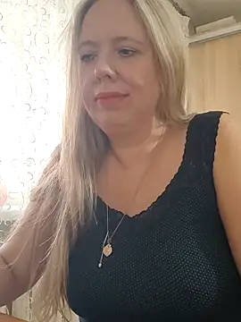 Irina3718 online show from 11-10-25, 12:43