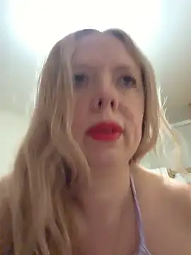 Snapshot of Irina3718 chatting on 07-11-26, 08:53 Irina3718 online show from 07-11-26, 08:53