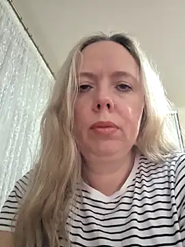 Irina3718 online show from 12-17-25, 02:55