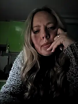 Irina3718 online show from 12-20-25, 09:28