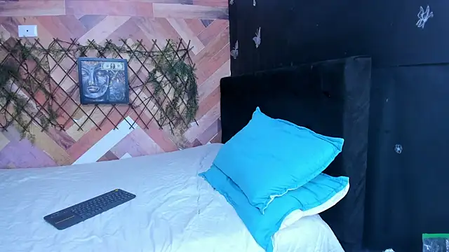 EmilyandChristianTattoos online show from 09-12-25, 10:42