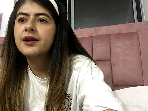 skyler1195 online show from 11-25-25, 12:00