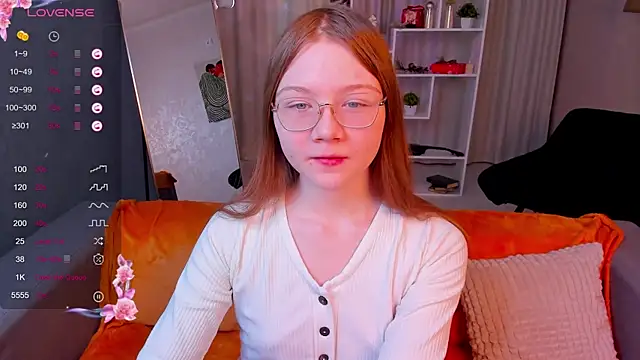 Snapshot of luv_tessa chatting on 01-07-26, 01:43 luv tessa online show from 01-07-26, 01:43