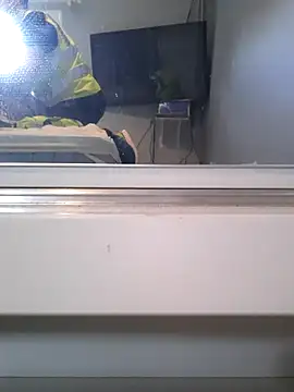 Snapshot of Nick-Ox chatting on 10-25-25, 10:36 Nick-Ox online show from 10-25-25, 10:36