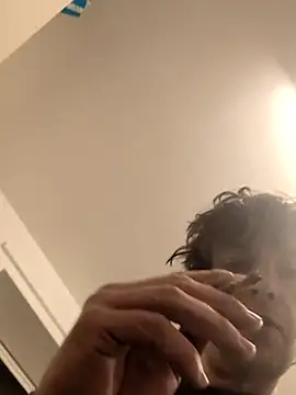 Snapshot of Nick-Ox chatting on 03-20-25, 01:57 Nick-Ox online show from 03-20-25, 01:57