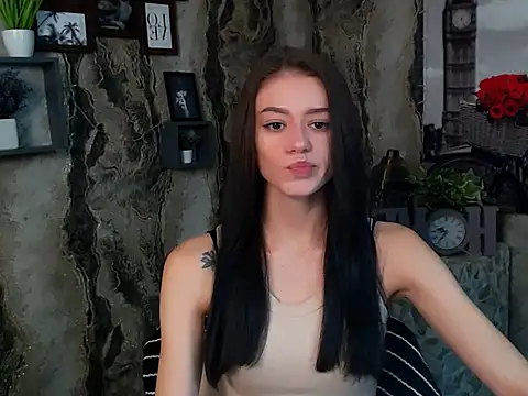 Snapshot of LanaTey chatting on 10-30-25, 02:36 LanaTey online show from 10-30-25, 02:36