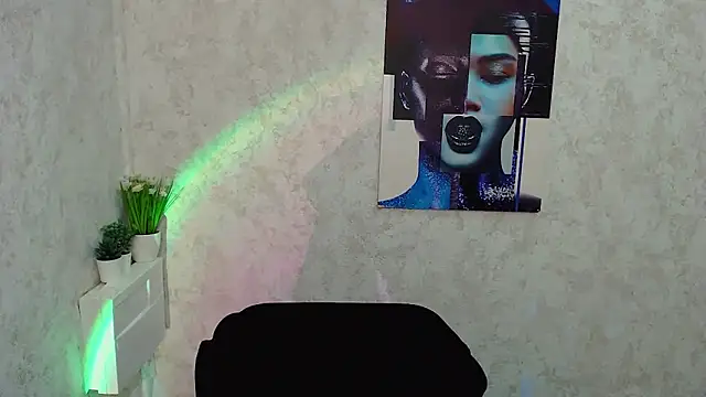 Snapshot of LanaTey chatting on 02-08-26, 03:21 LanaTey online show from 02-08-26, 03:21