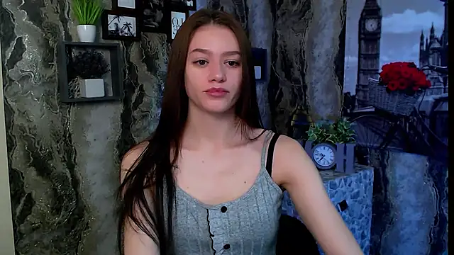 Snapshot of LanaTey chatting on 02-25-26, 06:02 LanaTey online show from 02-25-26, 06:02