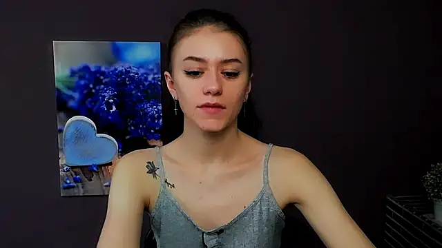 Snapshot of LanaTey chatting on 03-12-25, 12:57 LanaTey online show from 03-12-25, 12:57