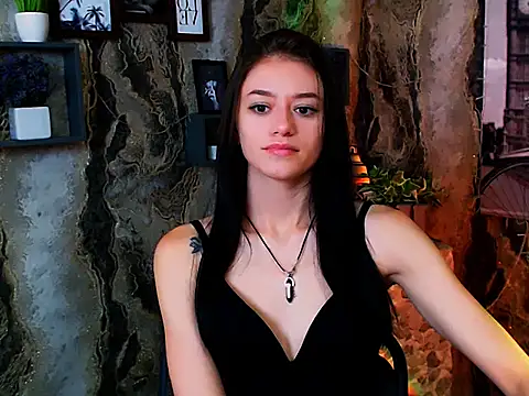 Snapshot of LanaTey chatting on 09-13-25, 11:10 LanaTey online show from 09-13-25, 11:10